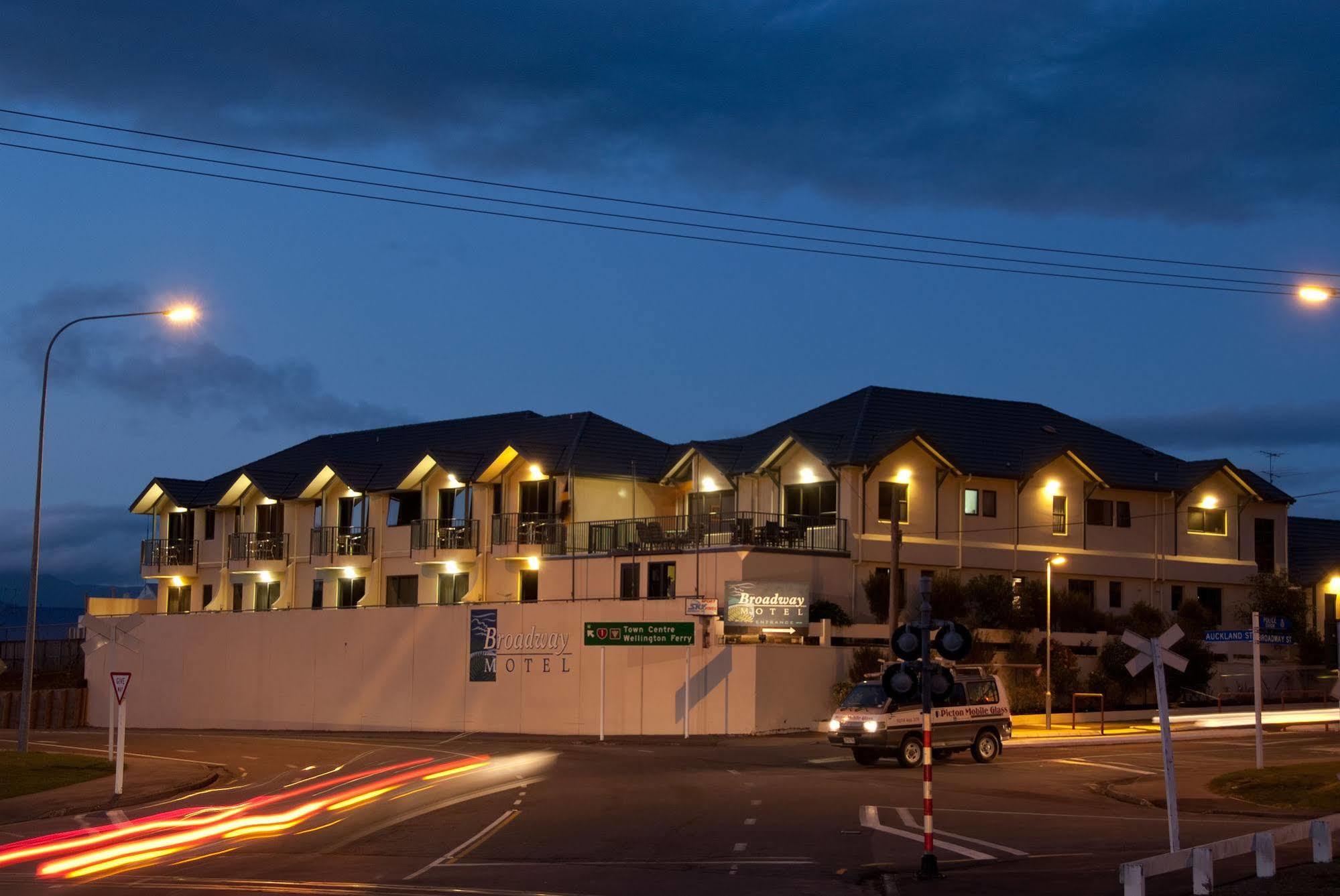 Broadway Motel Picton Exterior foto